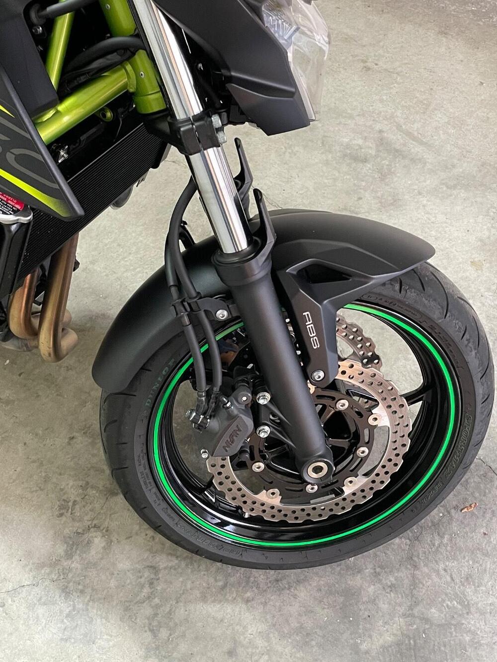 Kawasaki Z 650 (2017 - 19) (4)