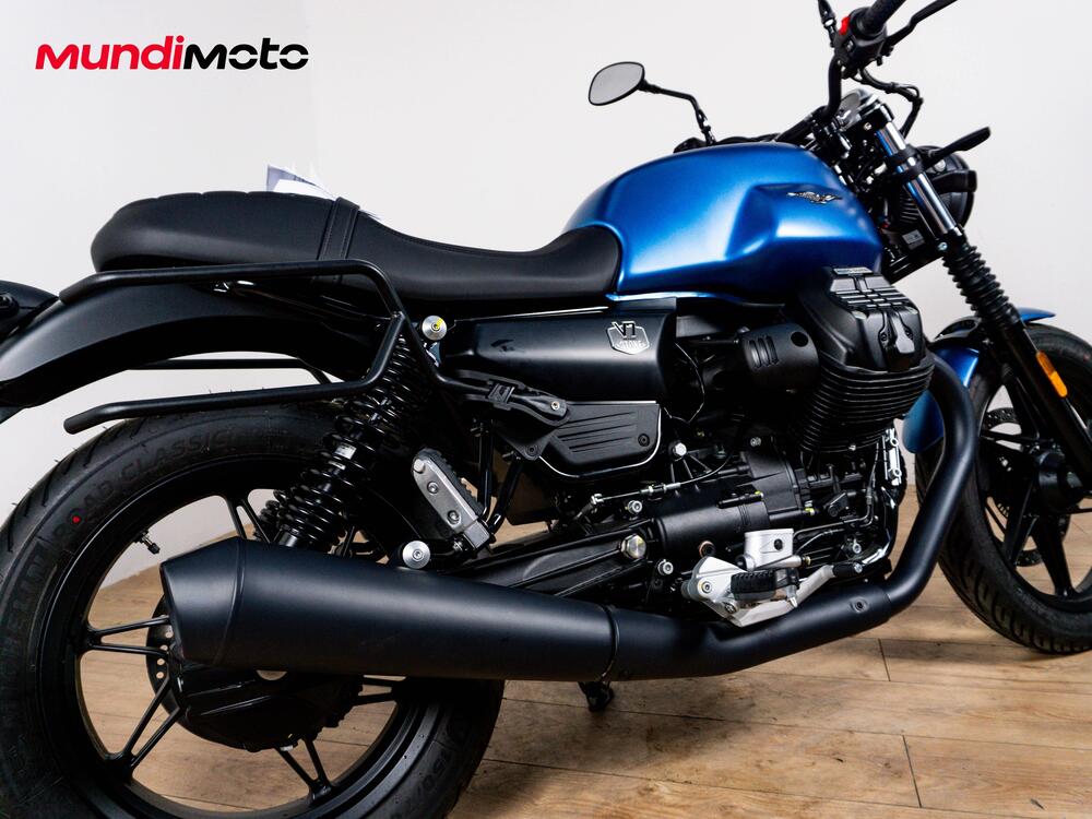 Moto Guzzi V7 850 Stone Special Abs (2021) (4)