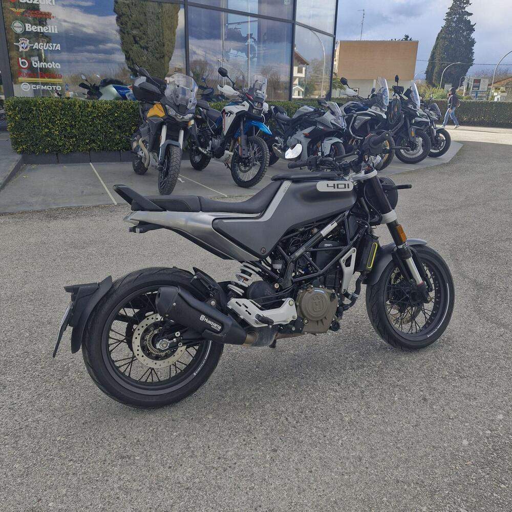 Husqvarna Svartpilen 401 (2021 - 23) (2)