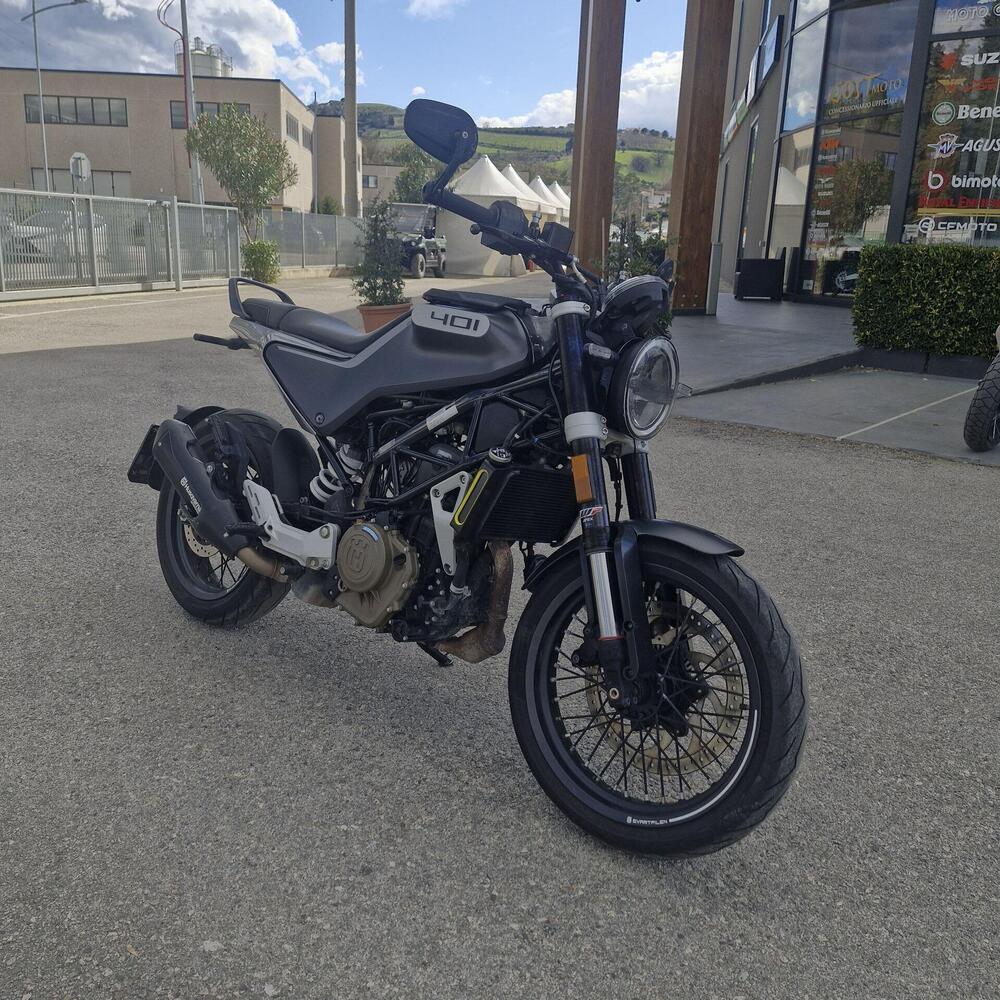 Husqvarna Svartpilen 401 (2021 - 23) (3)