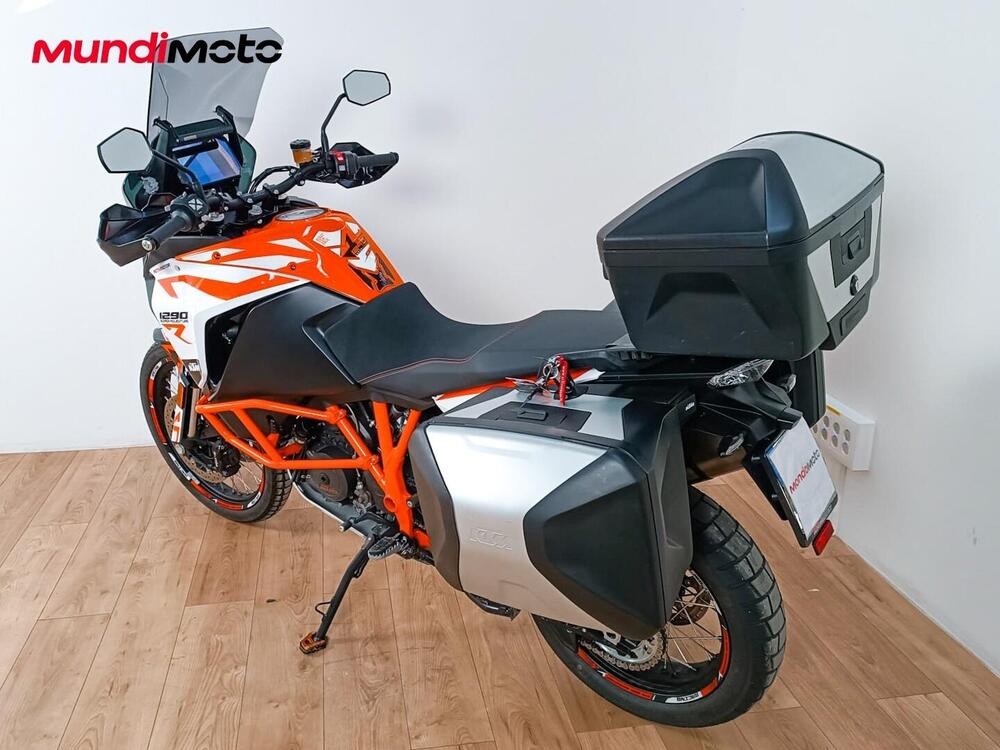KTM 1290 Super Adventure R (2021) (7)