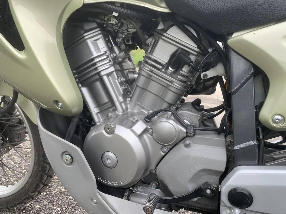 Honda Transalp XL 650V (2000 - 04) (8)