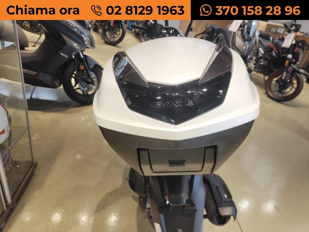 Honda SH 125i Sport (2024 - 25) (6)