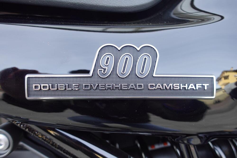 Kawasaki Z 900 RS Black Ball Edition (2026) (4)