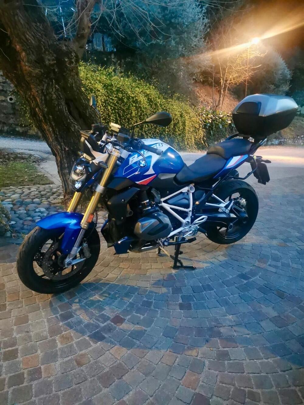 Bmw R 1250 R (2021 - 25)