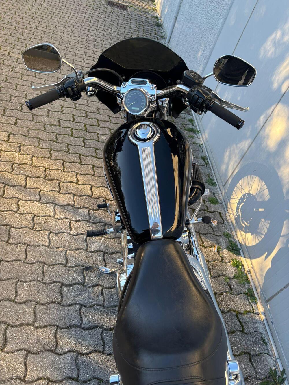 Harley-Davidson 1200 Custom (2004 - 06) - XL 1200C (9)