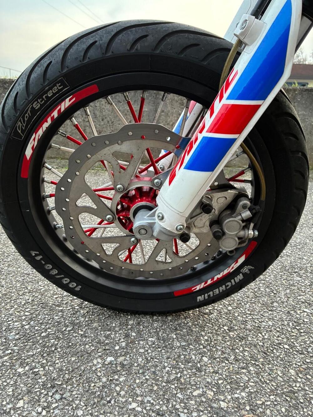 Fantic Motor Motard 125 M Performance 4t (2019) (8)