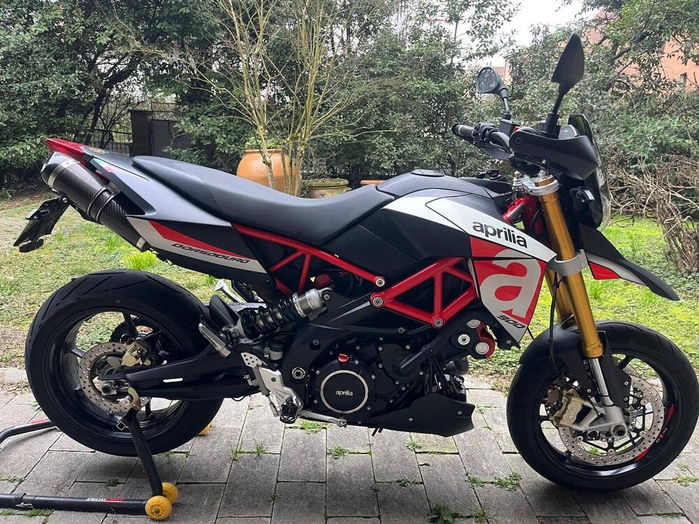 Aprilia Dorsoduro 900 (2017 - 20) (3)