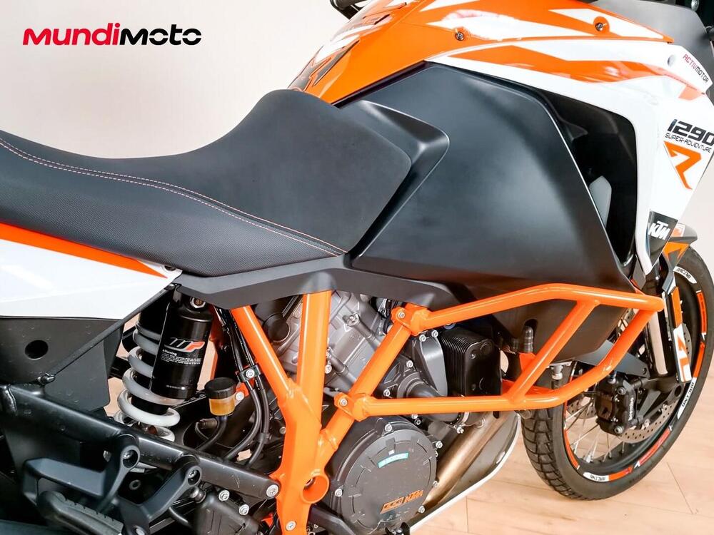 KTM 1290 Super Adventure R (2021) (4)