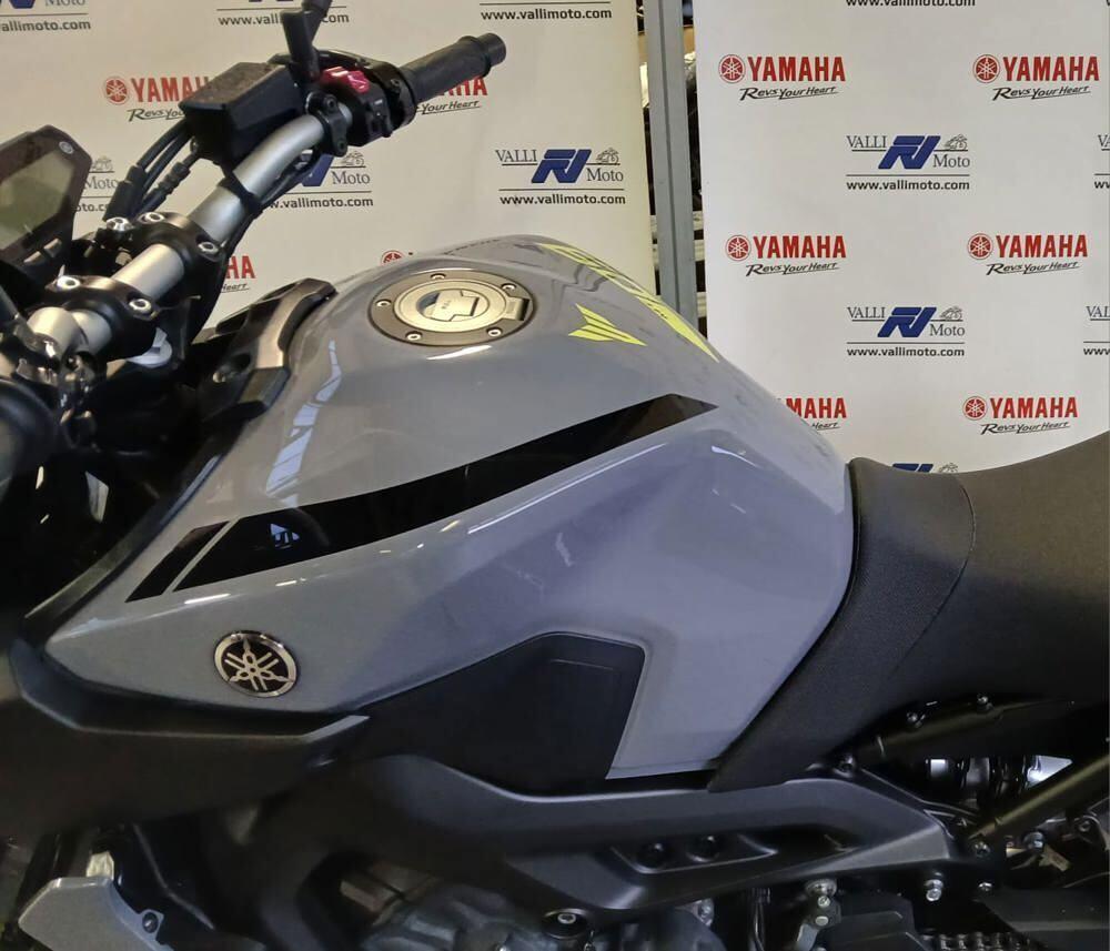 Yamaha MT-09 (2017 - 20) (5)