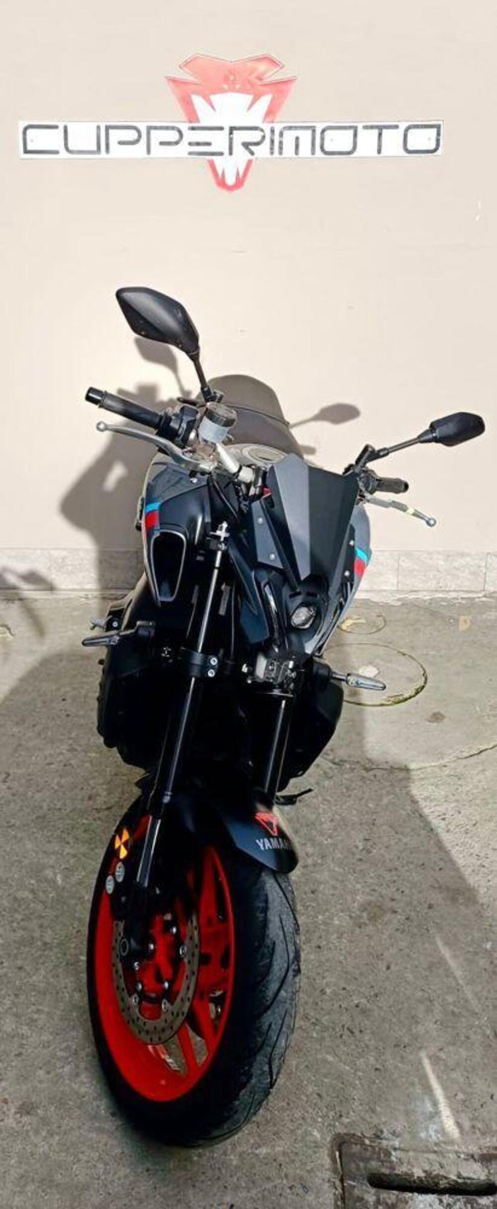 Yamaha MT-09 (2021 - 23) (3)
