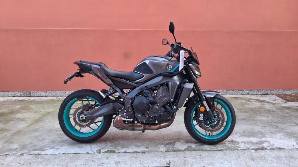 Yamaha MT-09 Y-AMT (2024 - 26)