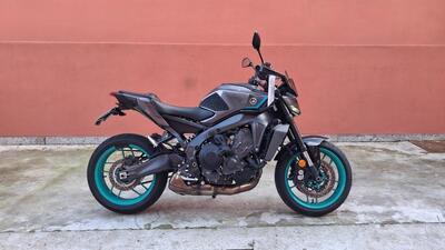 Yamaha MT-09 Y-AMT (2024 - 26) usata