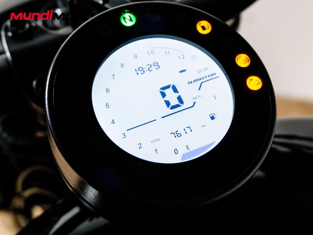 QJ Motor SRV 300 (2023 - 25) (12)