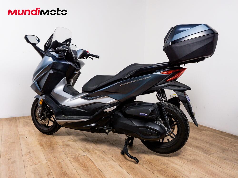 Honda Forza 350 (2025 - 26) (7)