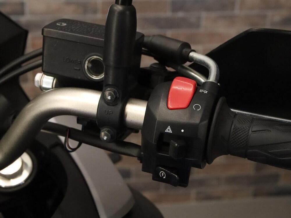 Suzuki V-Strom 650XT (2021 - 25) (15)