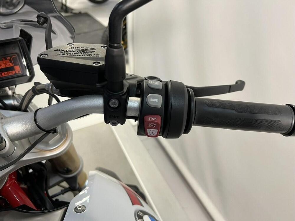 Bmw R 1200 R (2011 - 14) (9)