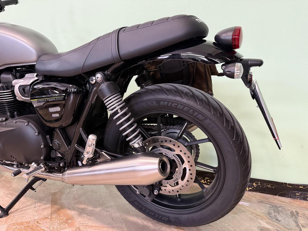 Triumph Speed Twin 900 (2023 - 24) (7)
