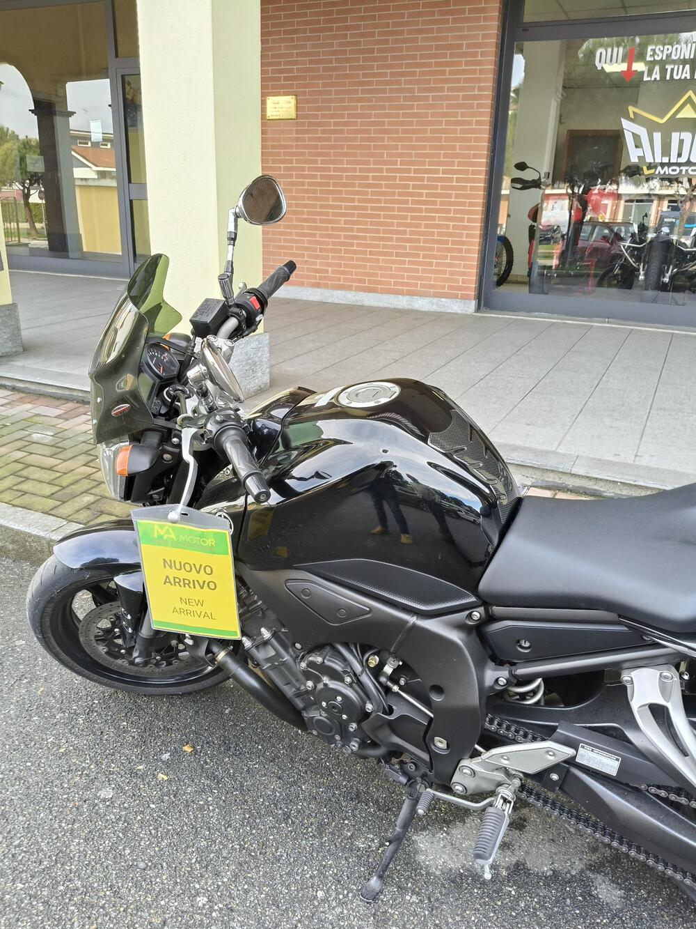 Yamaha FZ1 (2006 - 16) (2)