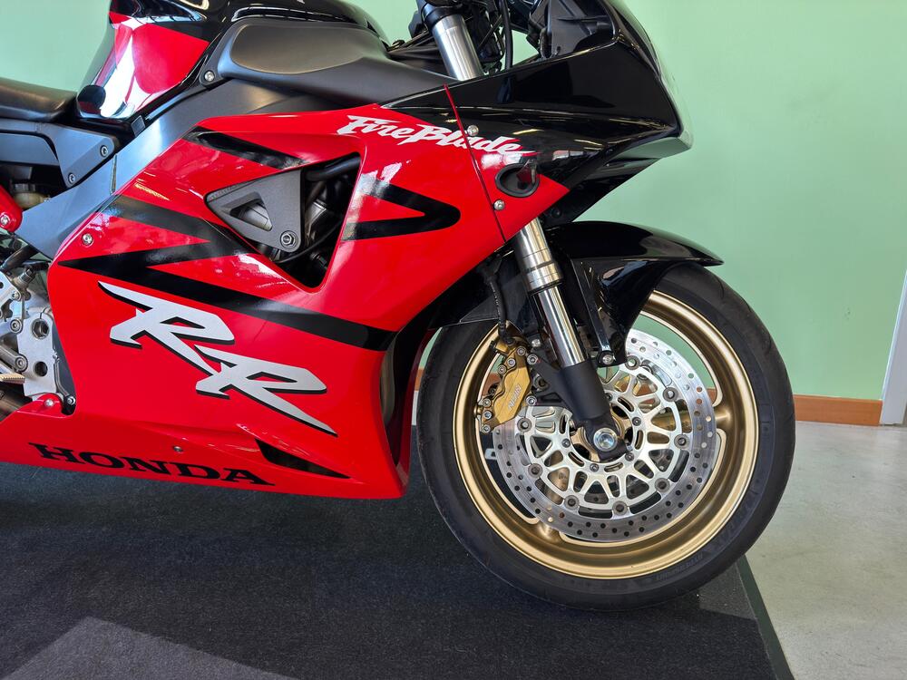 Honda CBR 900 RR Fireblade (2002 - 04) (8)