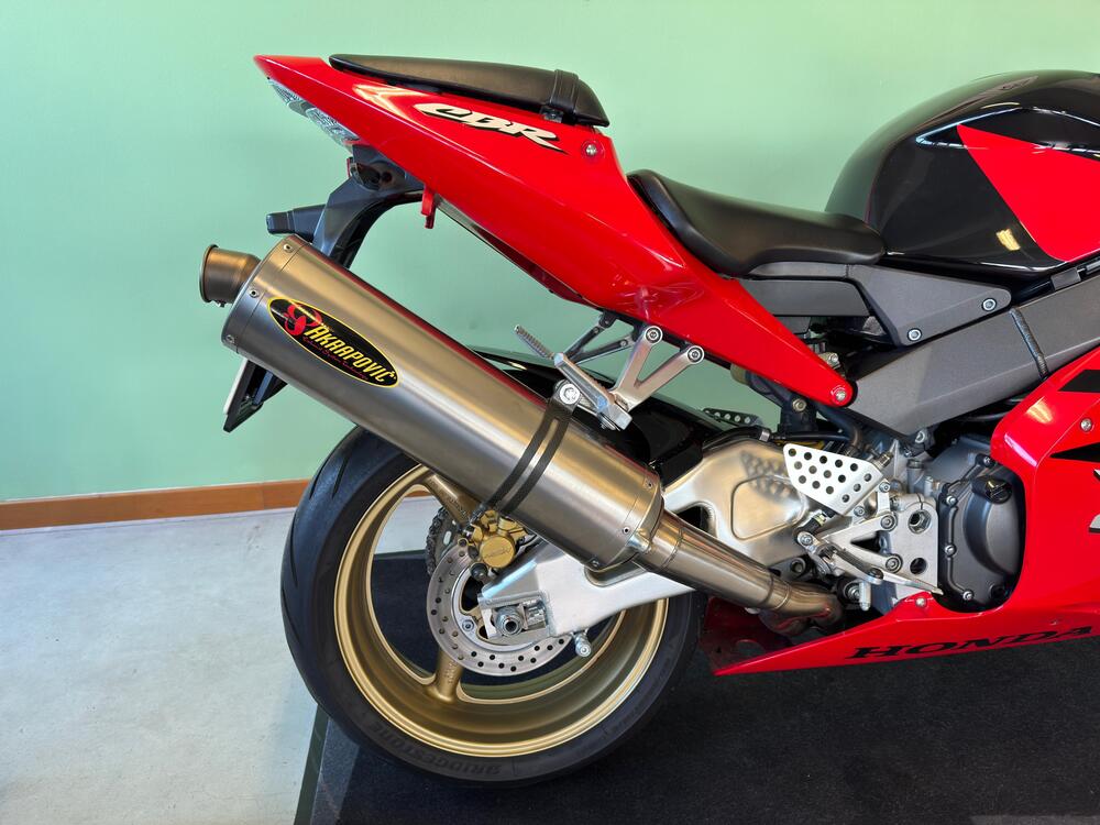 Honda CBR 900 RR Fireblade (2002 - 04) (9)