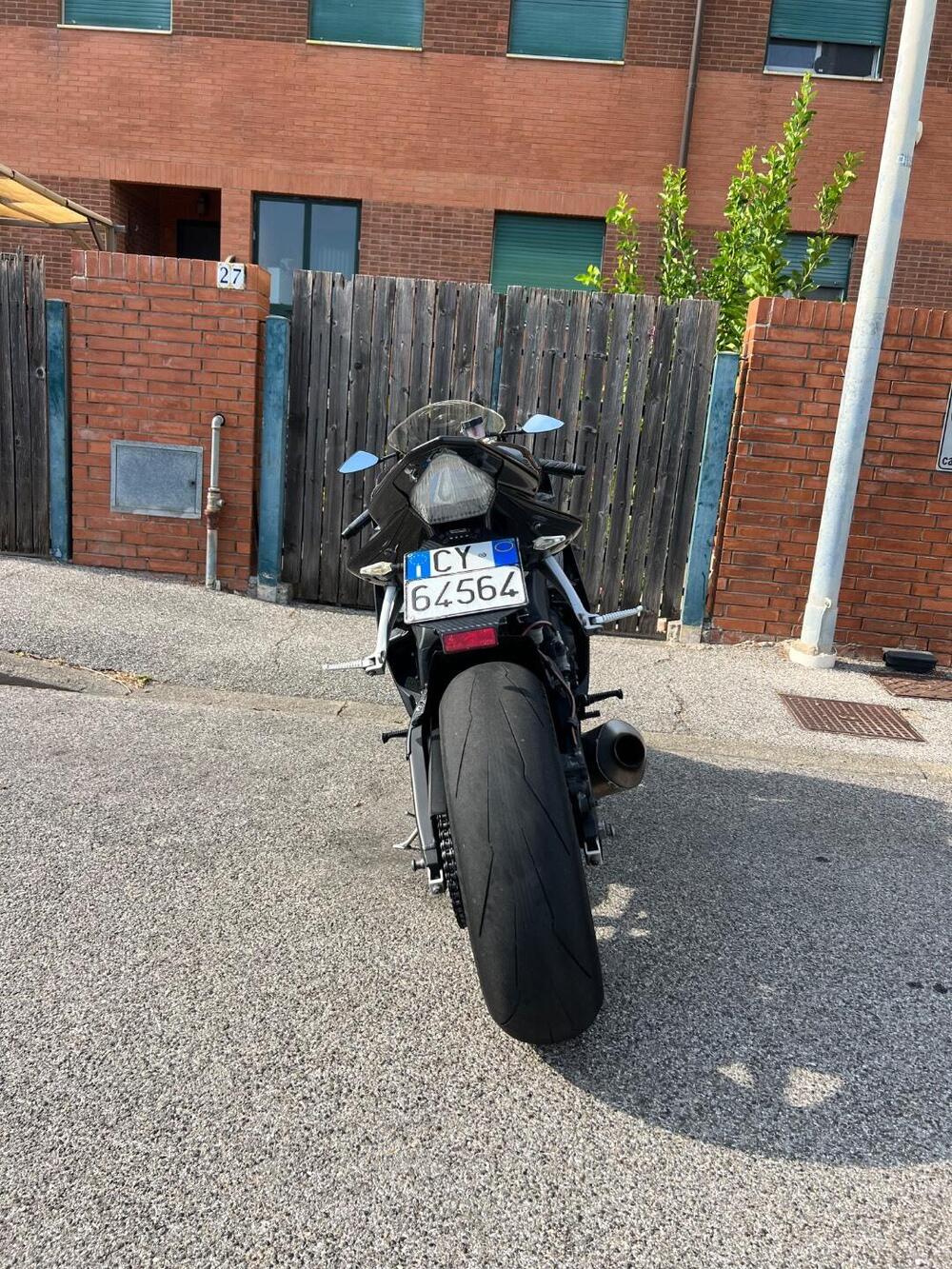 Yamaha YZF R6 (2006 - 07) (3)