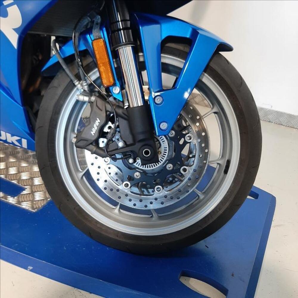 Suzuki GSX-8R (2024 - 26) (3)