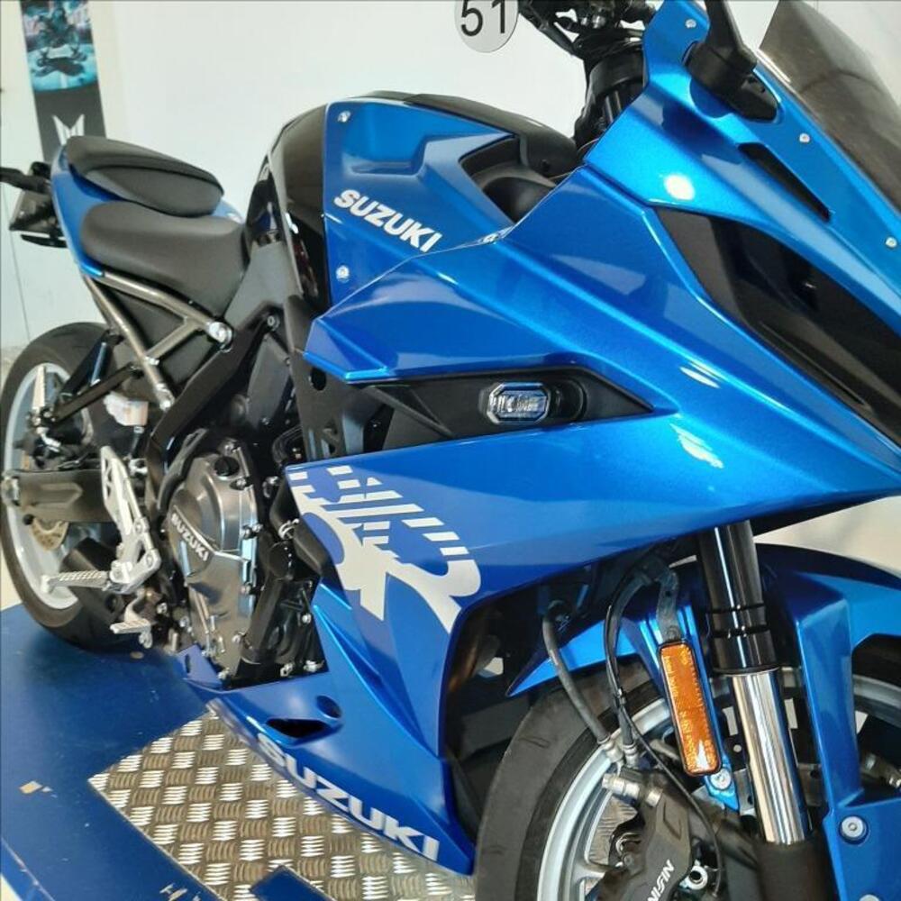 Suzuki GSX-8R (2024 - 26) (5)