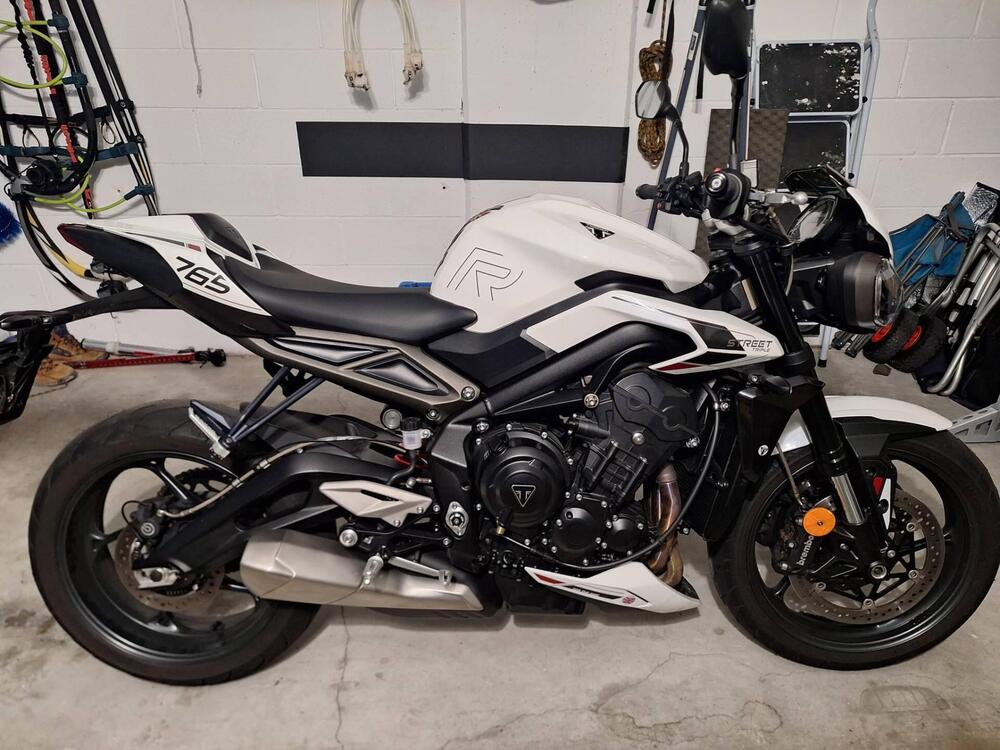 Triumph Street Triple 765 R (2023 - 26)