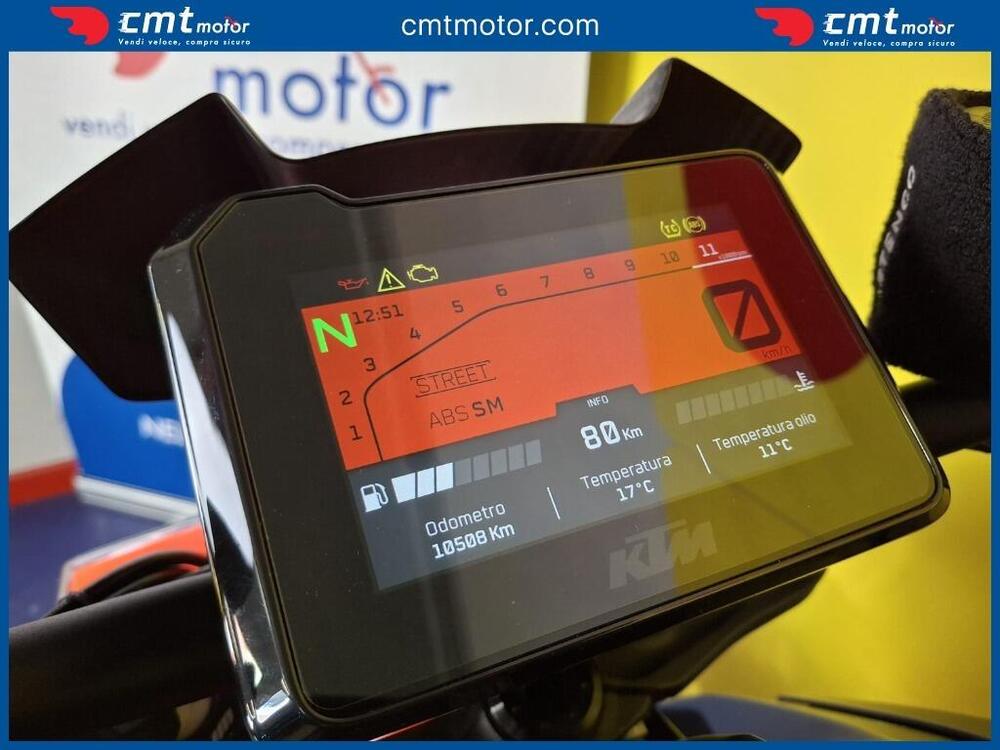 KTM 1290 Super Duke R (2021) (5)