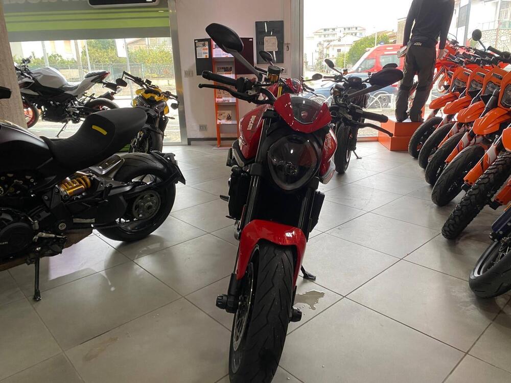 Ducati Monster 937 (2021 - 25) (5)