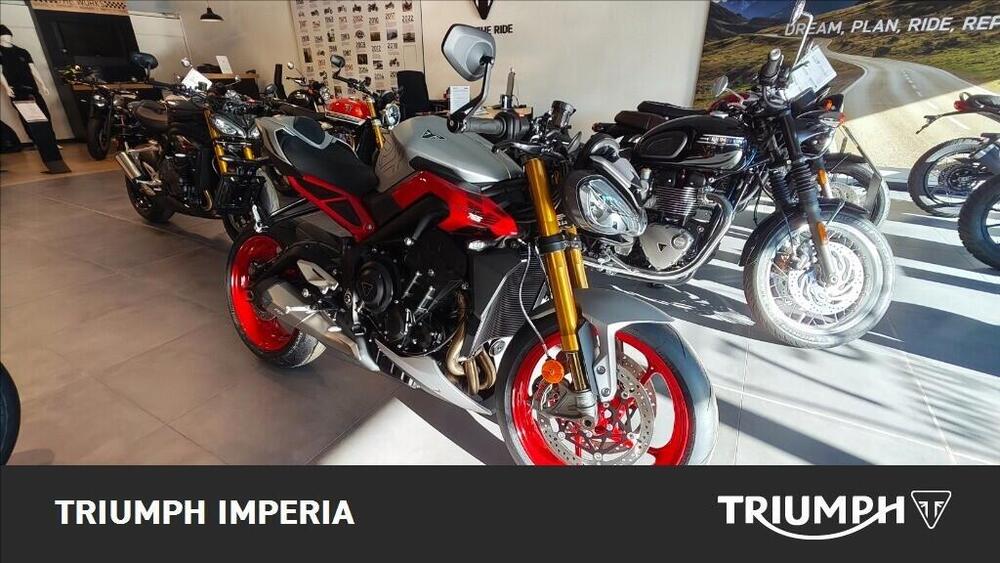 Triumph Street Triple 765 RX (2026) (2)
