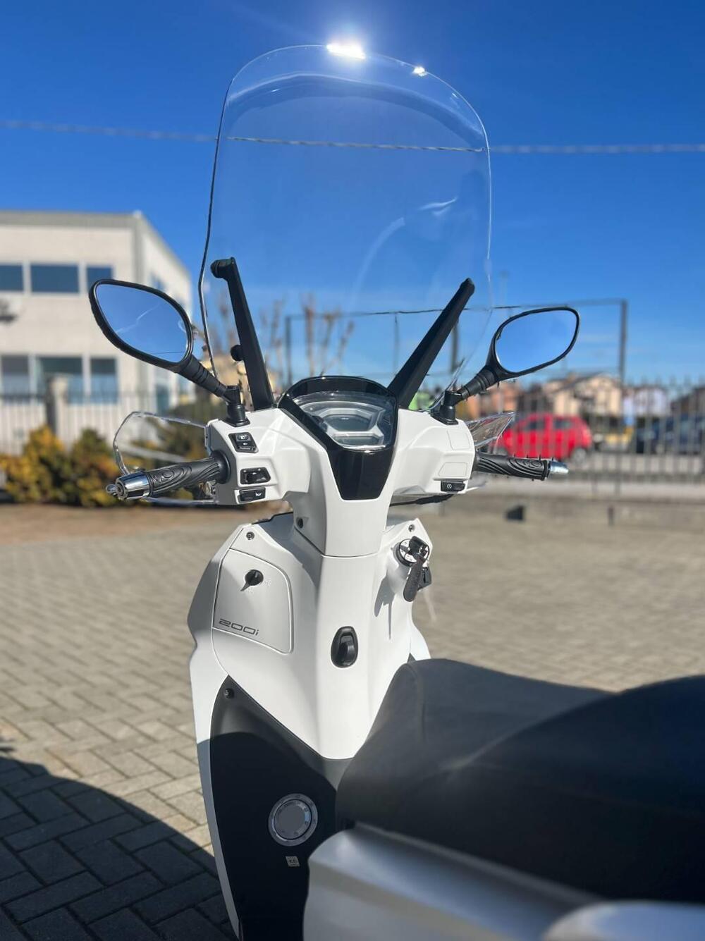 Kymco People 200i S (2021 - 26) (4)