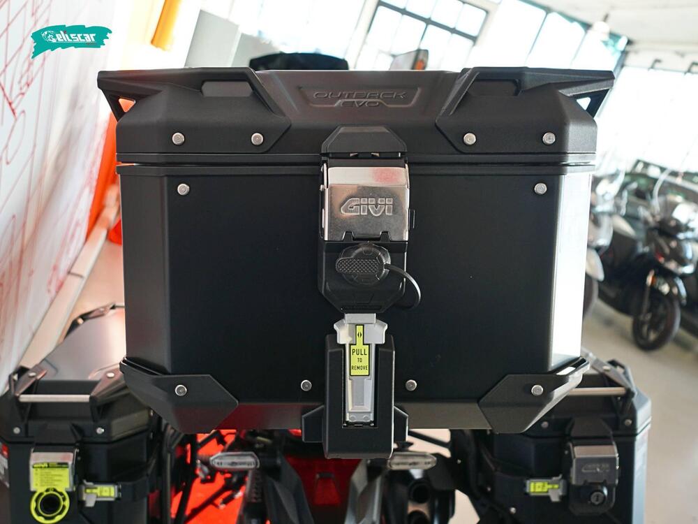 Honda Africa Twin CRF 1100L ES DCT (2024 - 26) (8)