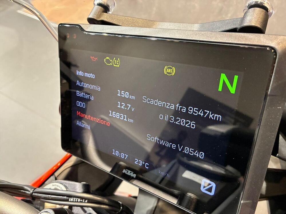 KTM 1290 Super Duke GT (2022 - 25) (12)