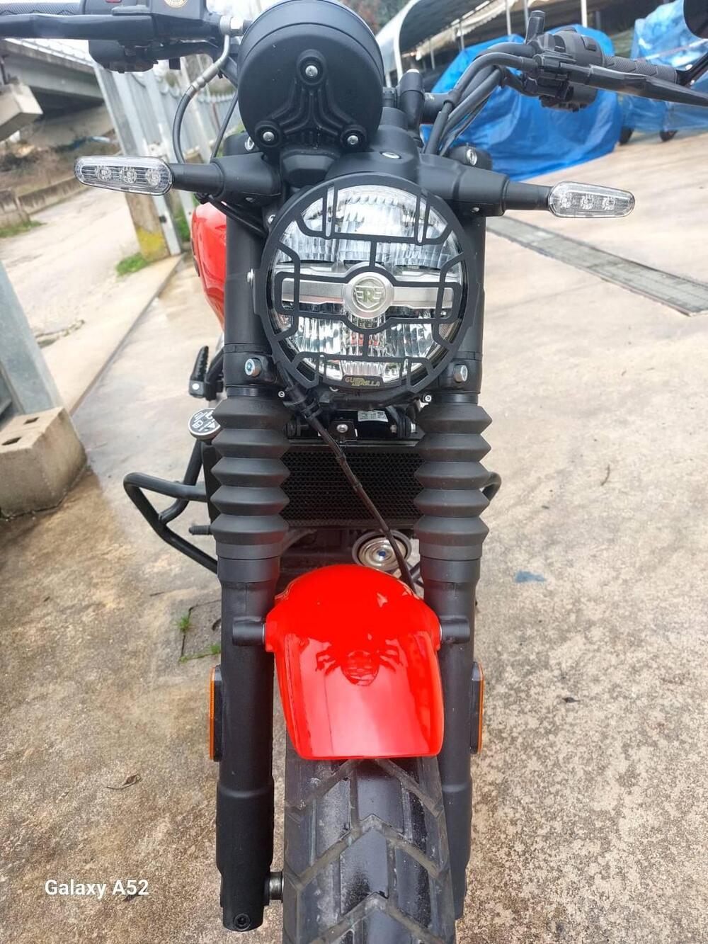 Royal Enfield Guerrilla 450 (2024 - 26) (4)