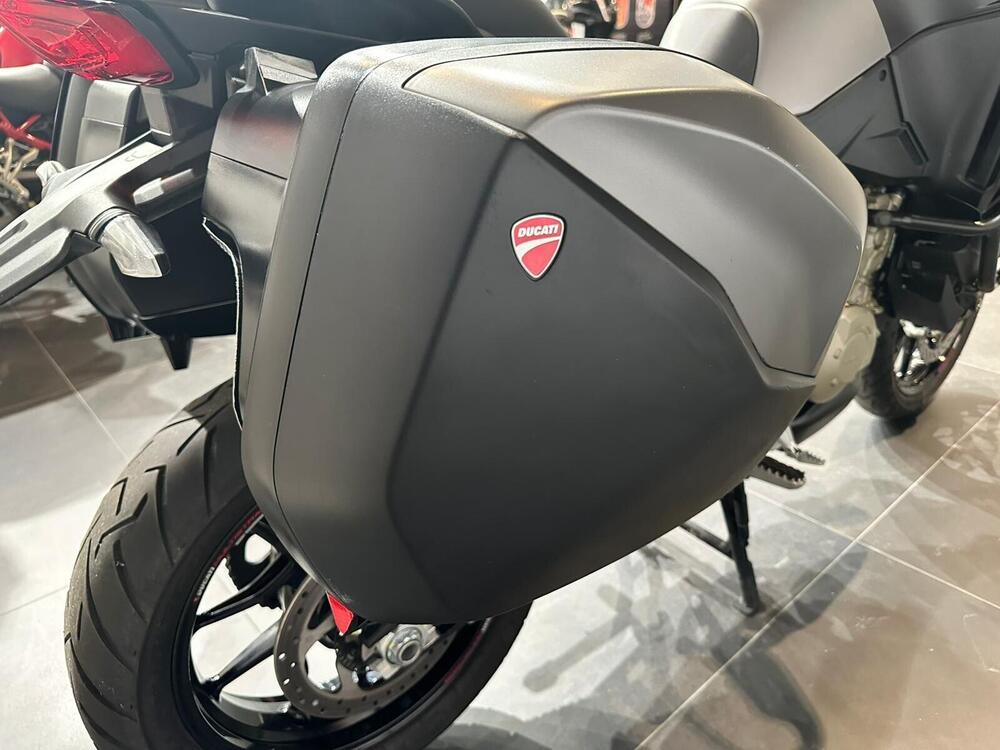 Ducati Multistrada V4 S Grand Tour (2024) (15)