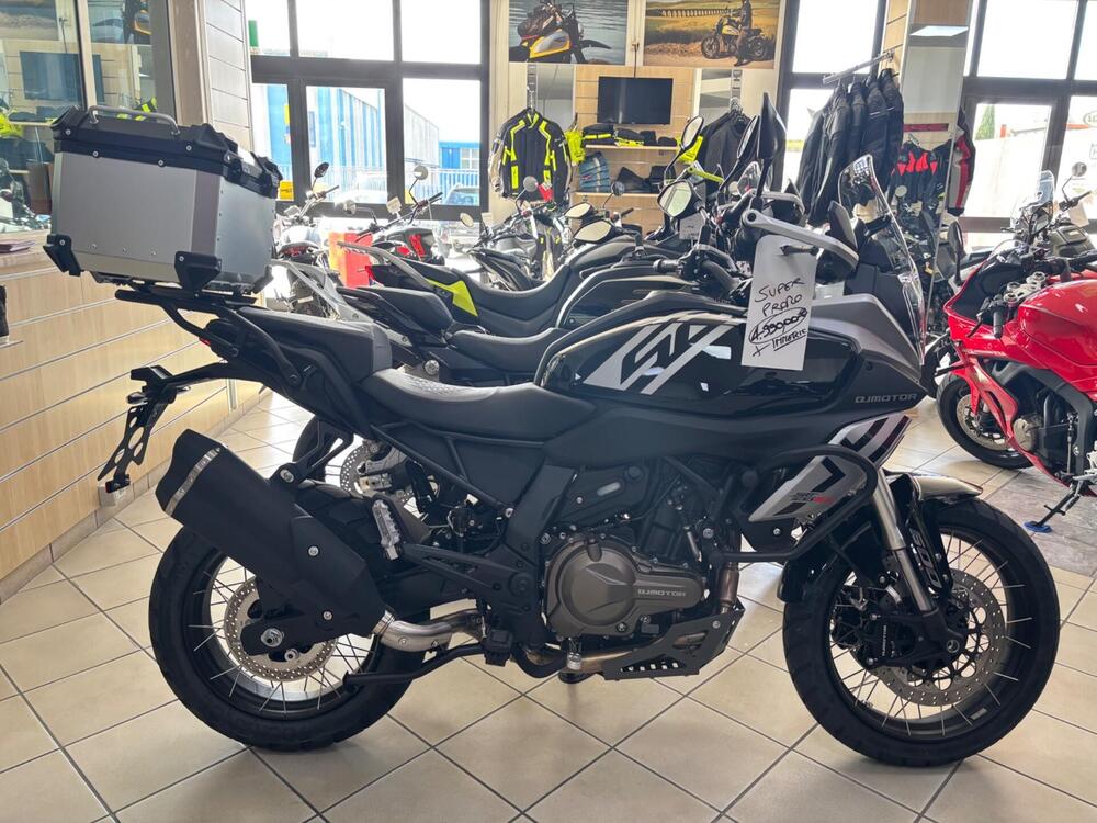 QJ Motor SRT 600 SX (2024 - 26)