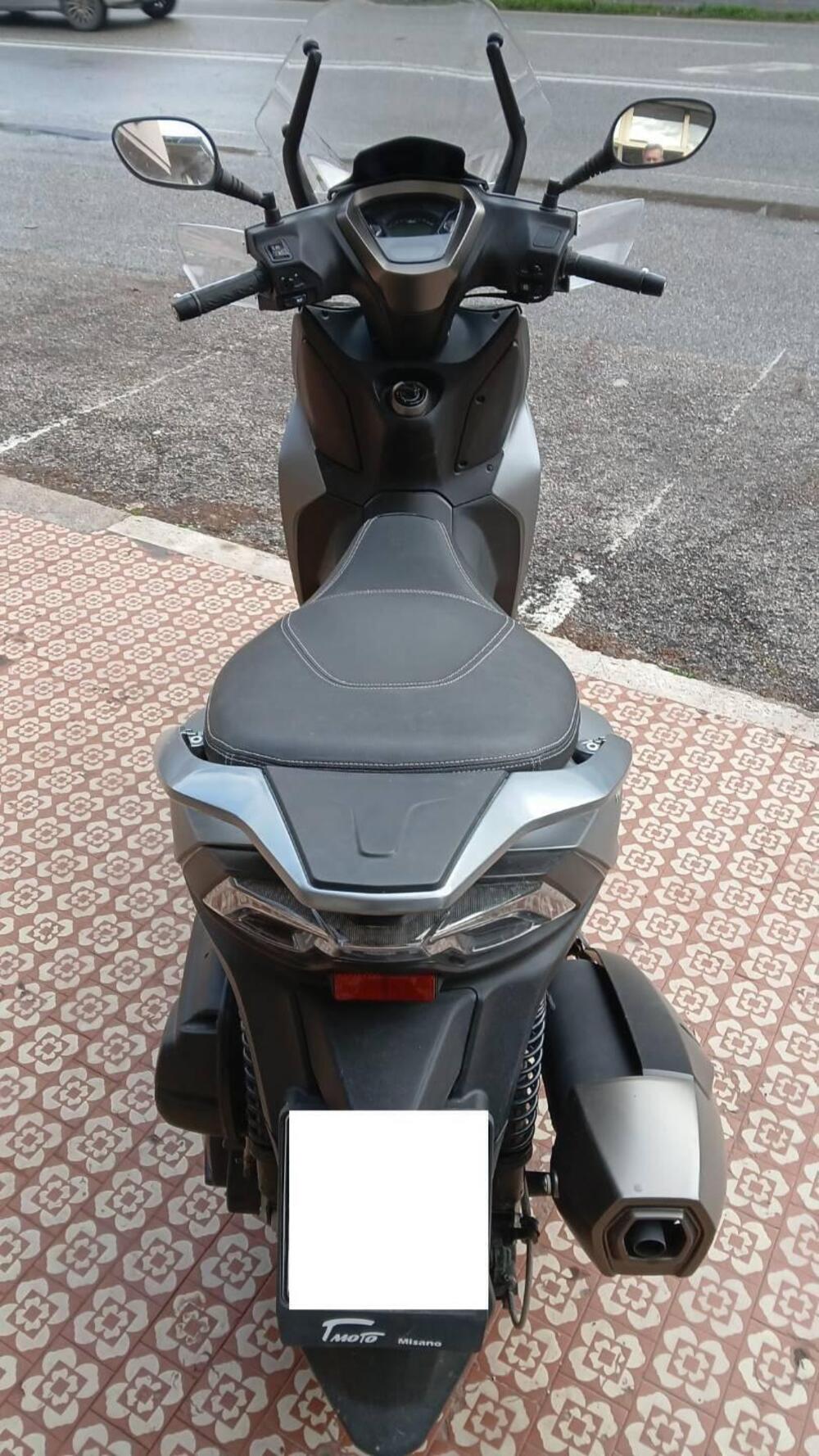 Kymco Agility 300i (2021 - 25) (4)