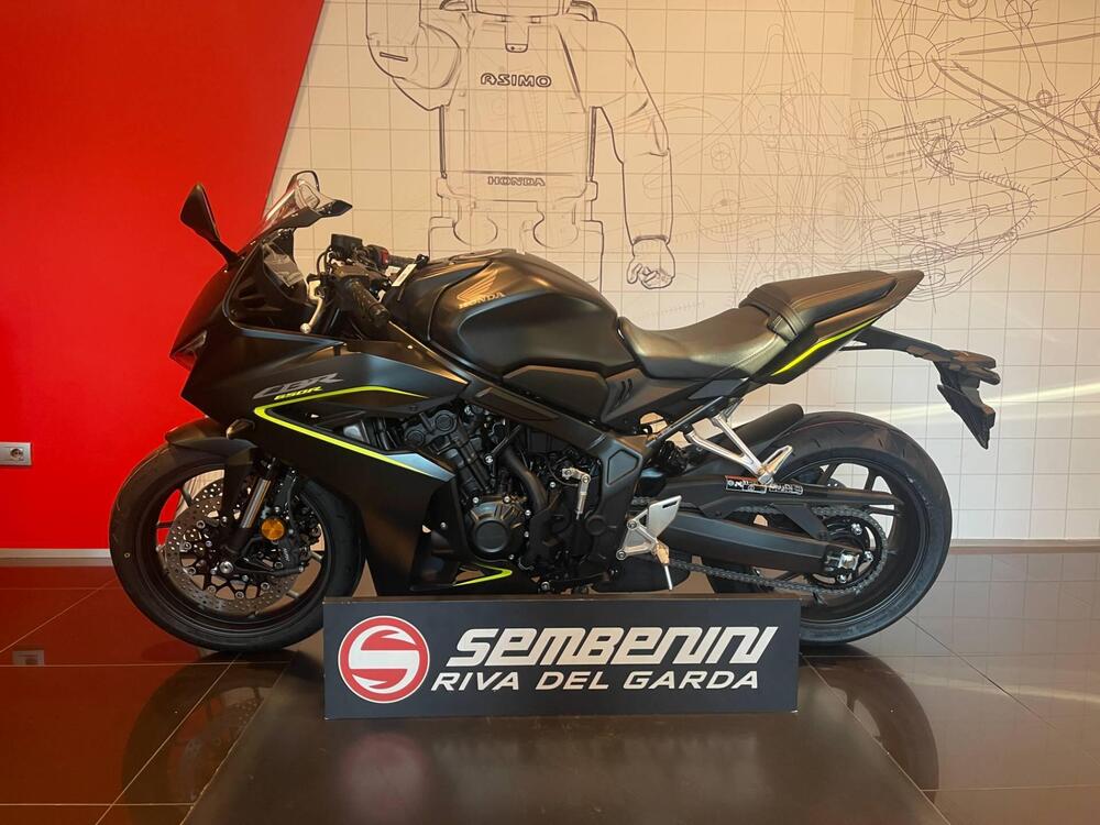 Honda CBR 650 R E-Clutch (2024 - 26) (5)