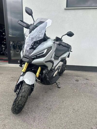 Honda X-ADV 750 DCT (2021 - 24) usata