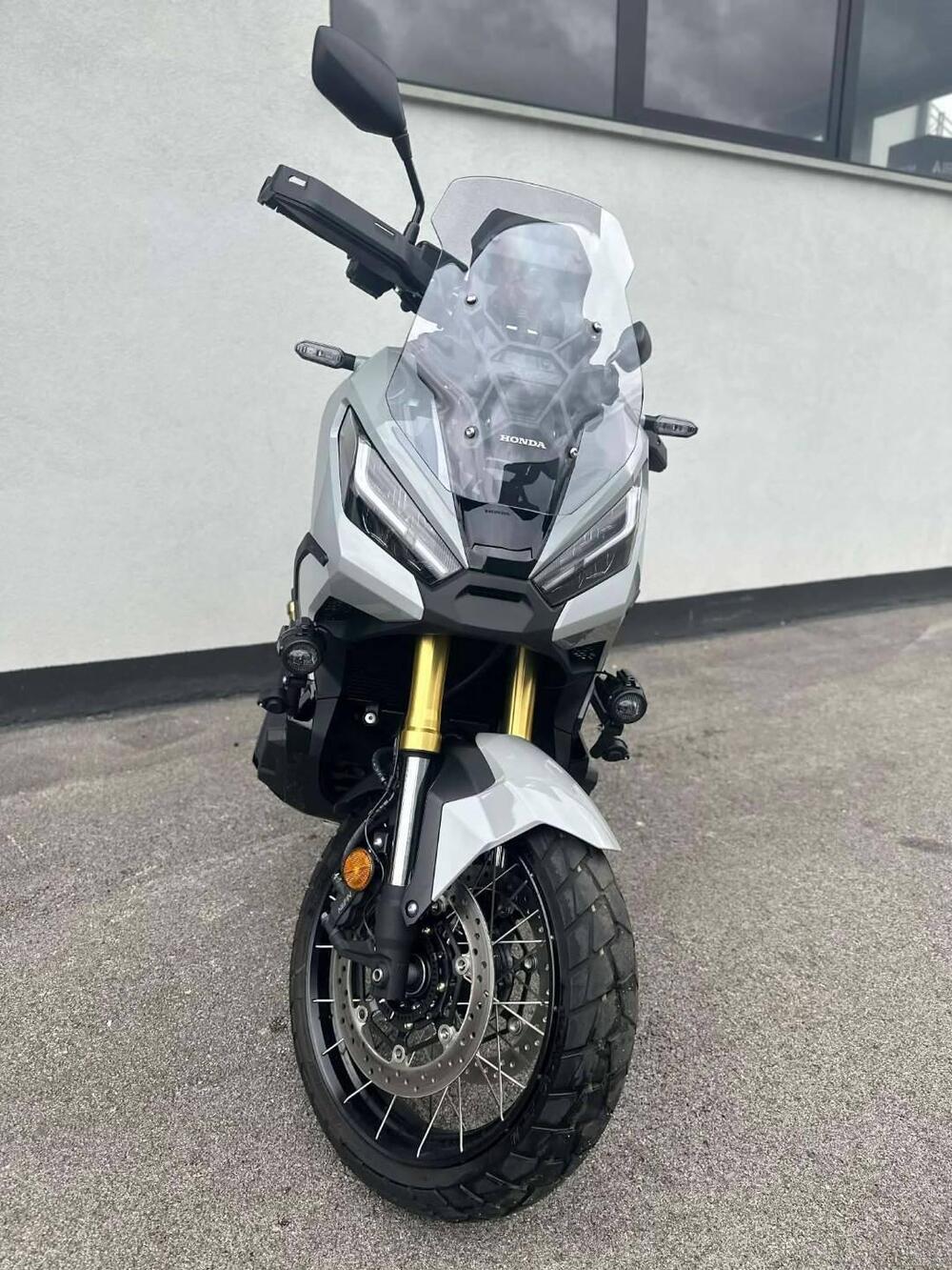 Honda X-ADV 750 DCT (2021 - 24) (2)