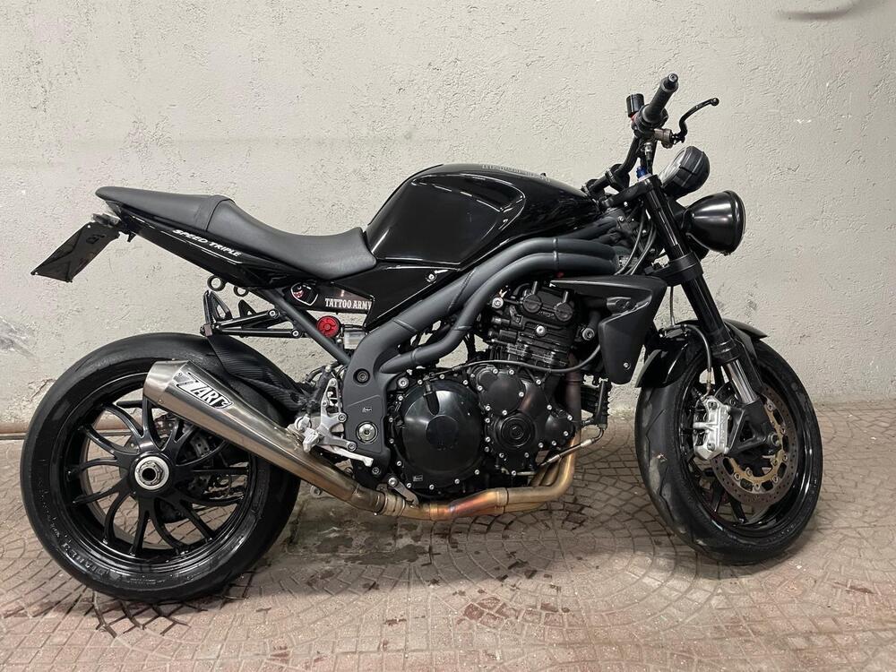 Triumph Speed Triple 1050 (2005 - 11) (3)