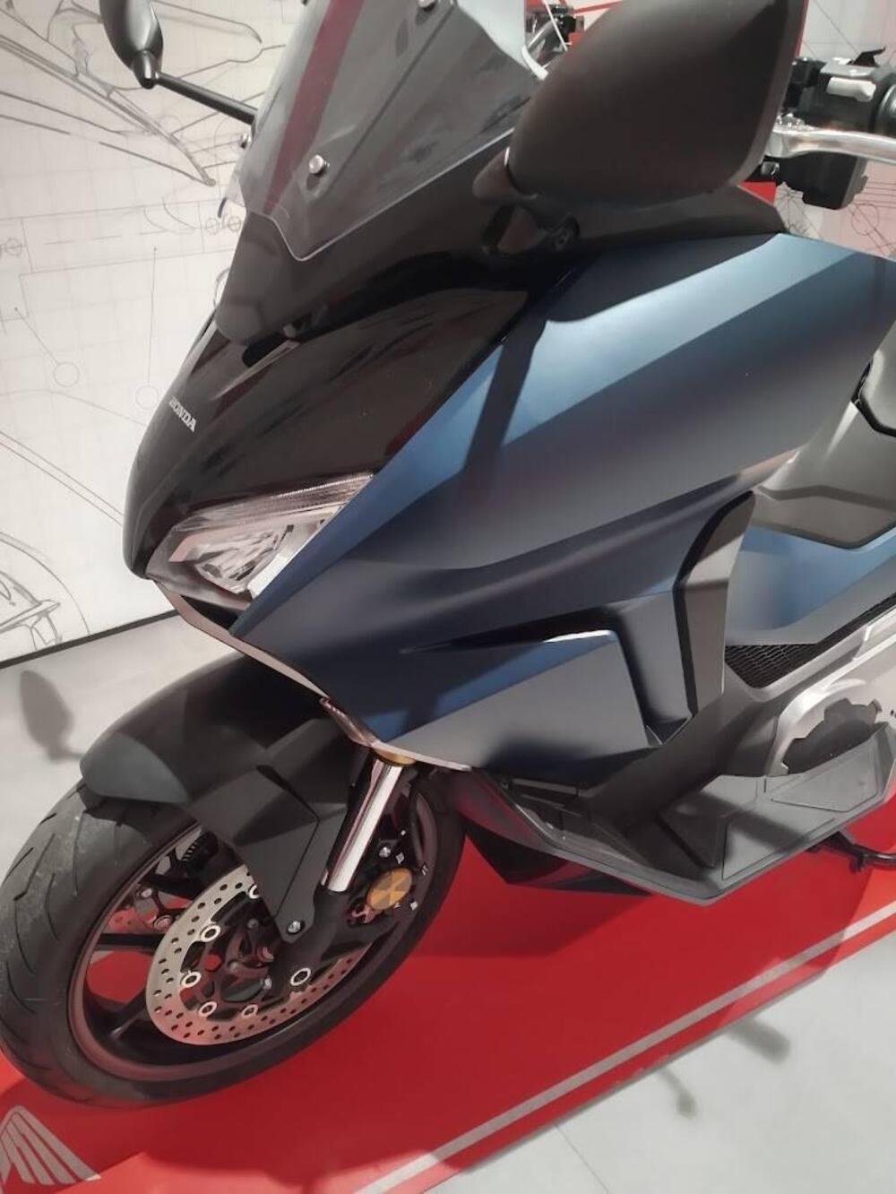 Honda Forza 750 DCT Urban (2021 - 24) (6)