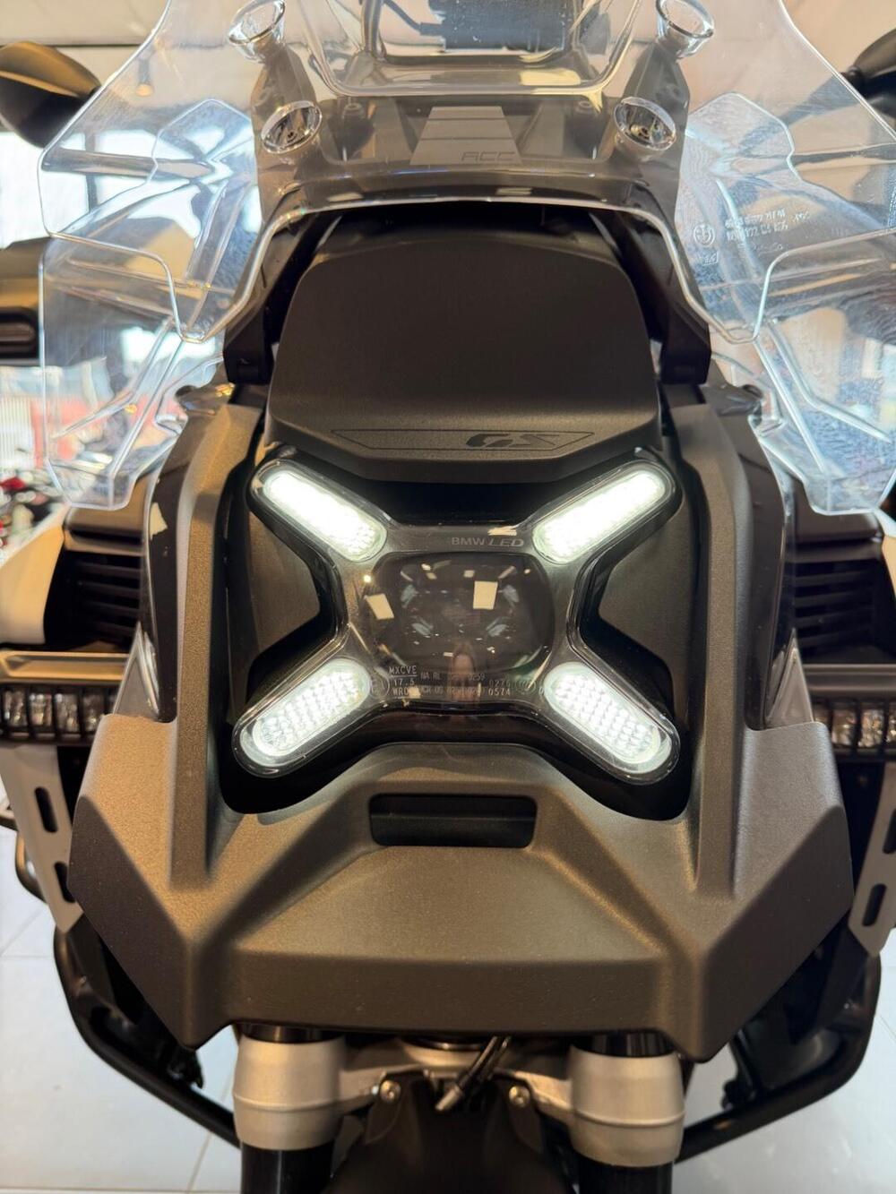 Bmw R 1300 GS Adventure Triple Black (2025 - 26) (16)