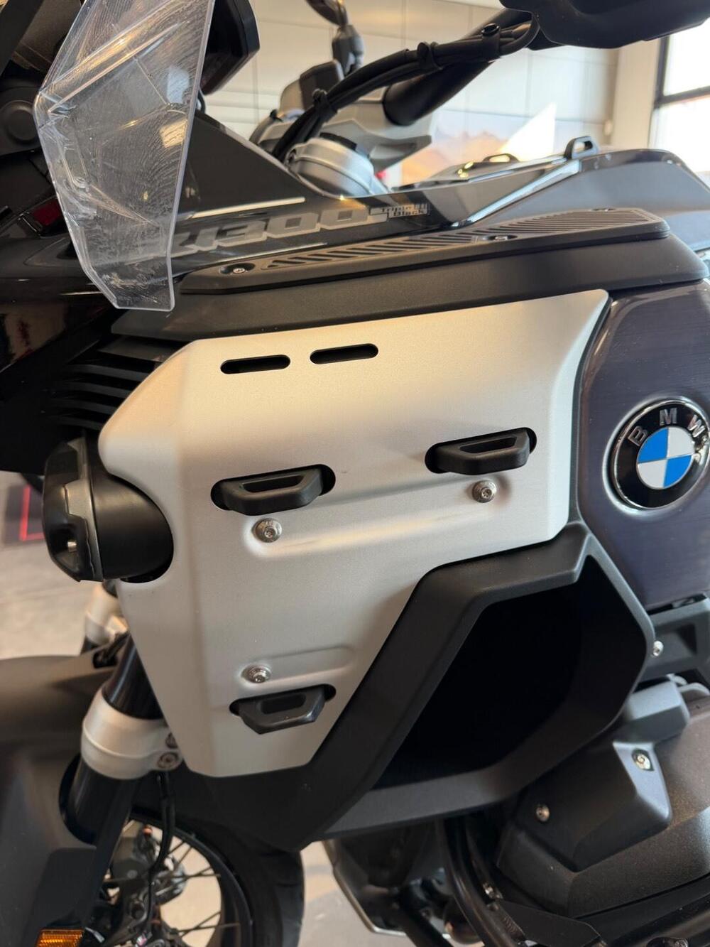 Bmw R 1300 GS Adventure Triple Black (2025 - 26) (17)