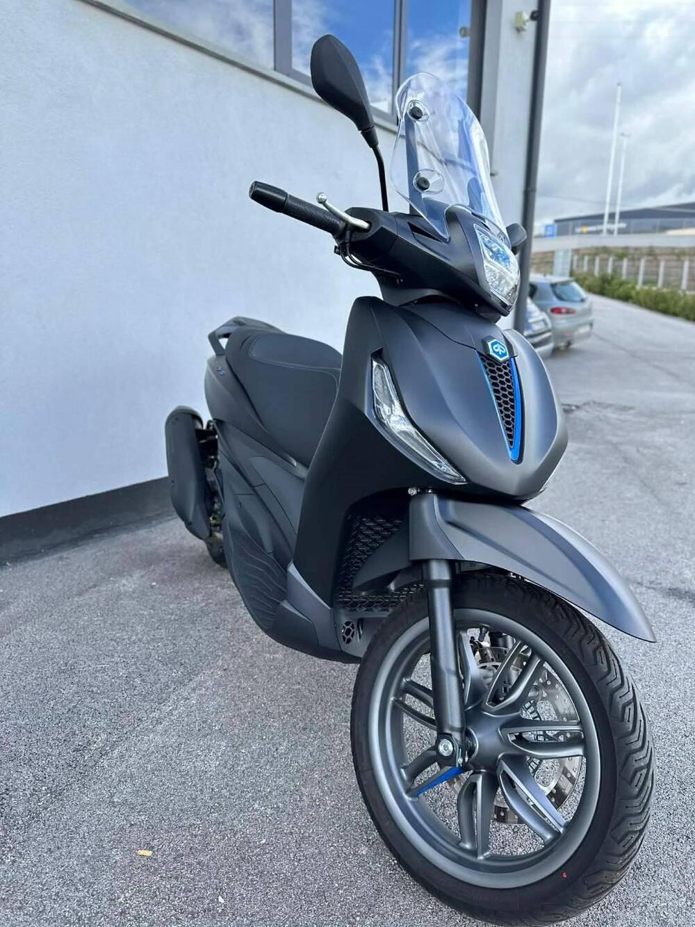Piaggio Beverly 310 S (2025 - 26) (2)