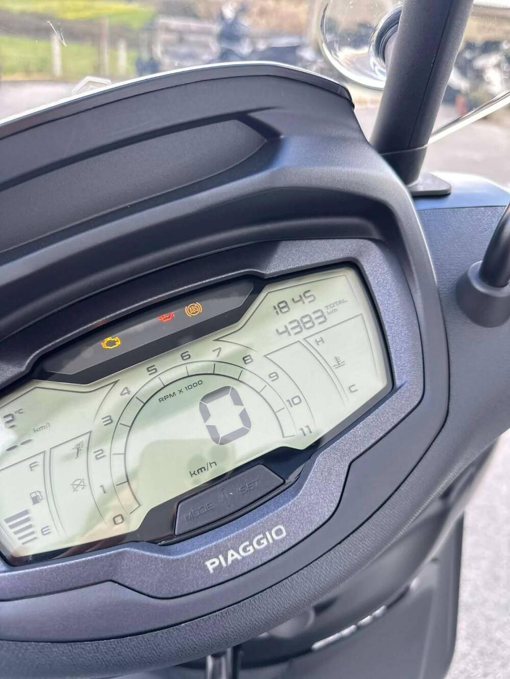 Piaggio Beverly 310 S (2025 - 26) (7)