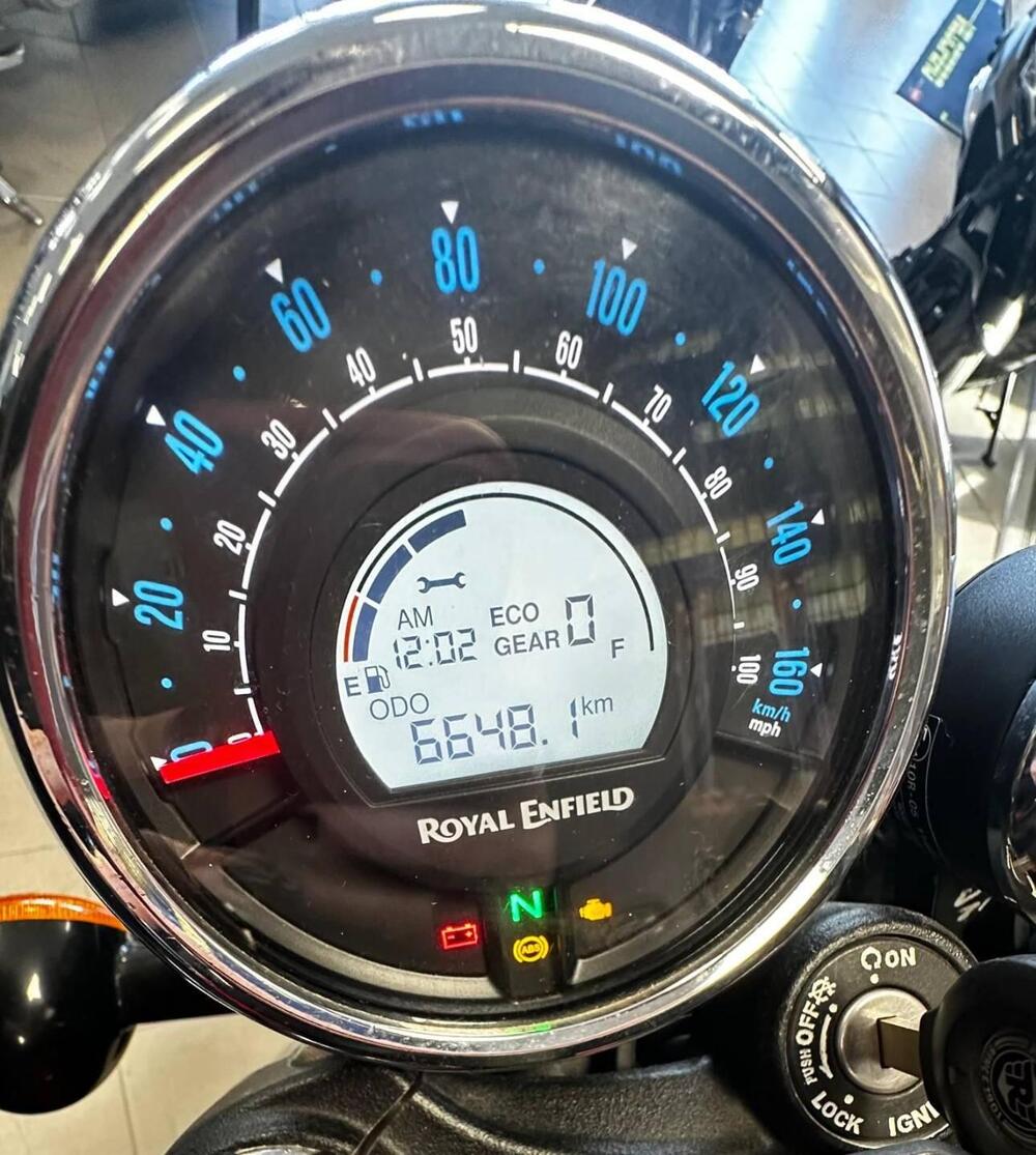 Royal Enfield Meteor 350 (2021 - 26) (4)