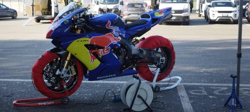 Honda CBR 1000 RR Fireblade (2006 - 07) (4)